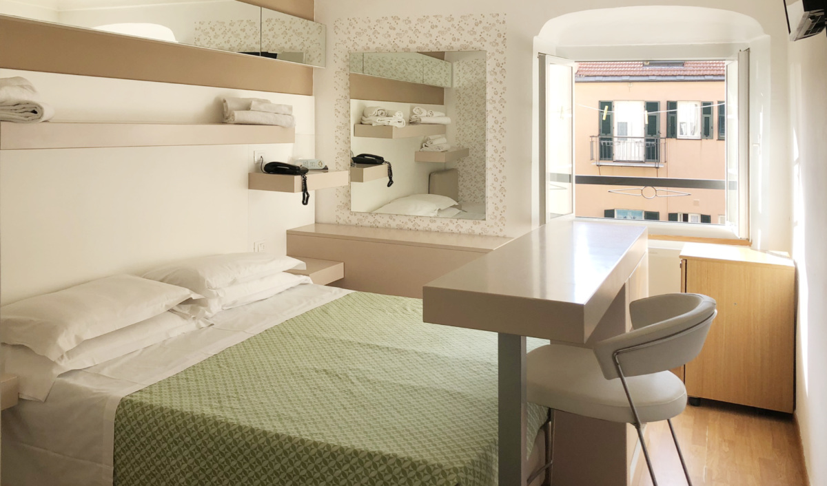 camere standard hotel melograno spotorno